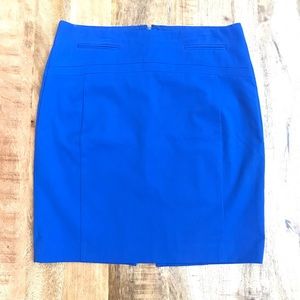 Express - Mid-Thigh Skirt